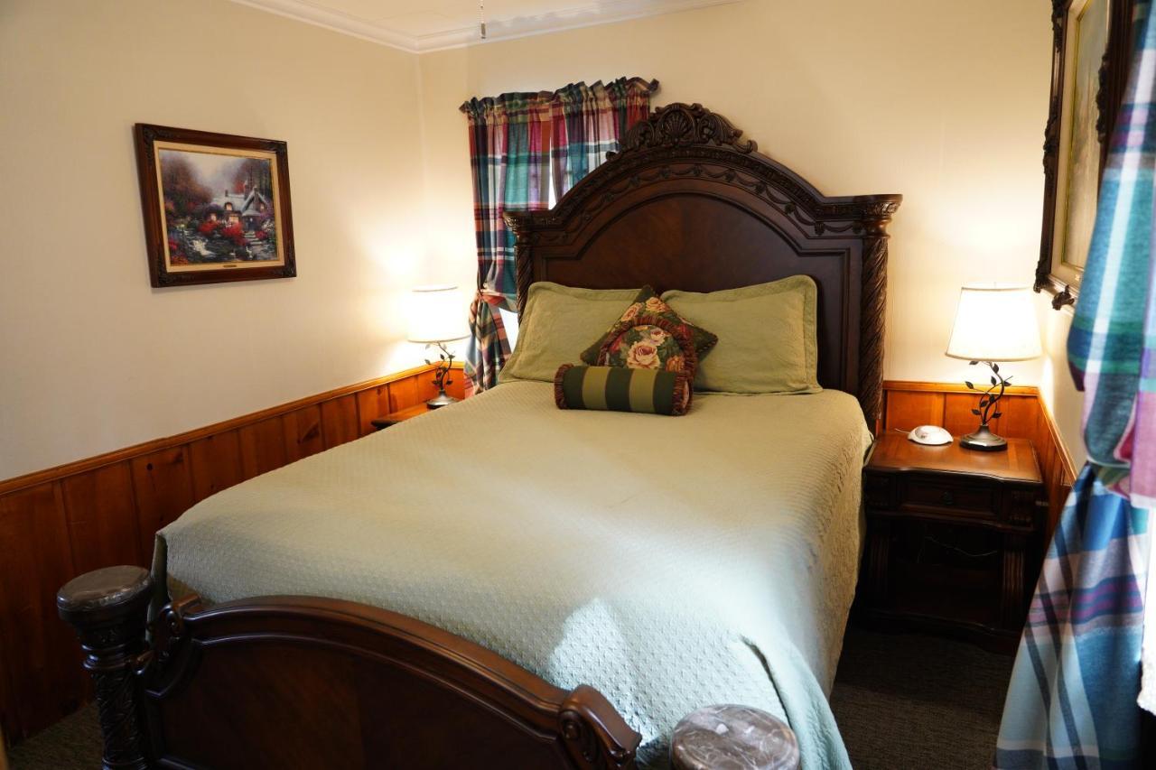 ביג בר לייק Hillcrest Suites & Cabins מראה חיצוני תמונה