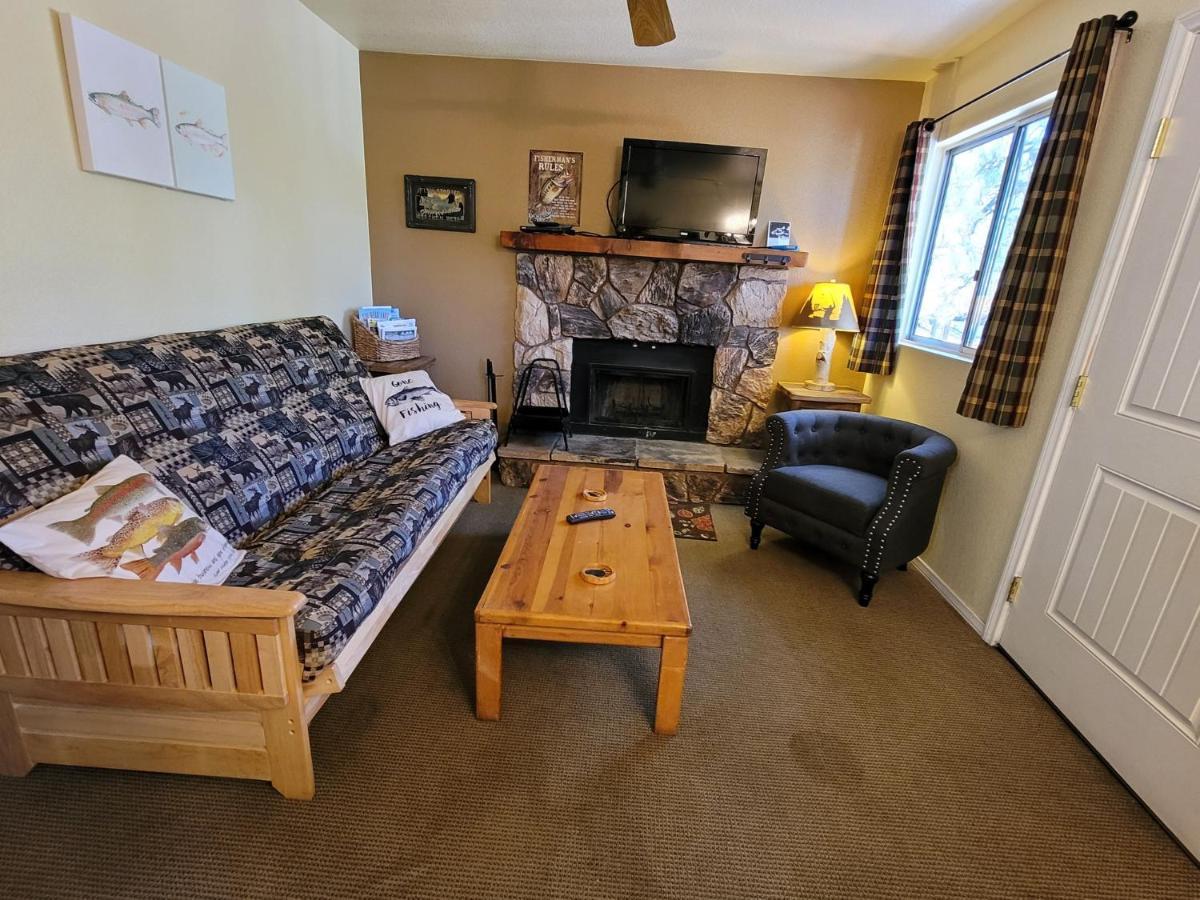 ביג בר לייק Hillcrest Suites & Cabins מראה חיצוני תמונה